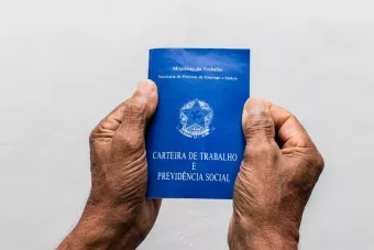 Caged: Poços fica positivo na geração de empregos em setembro