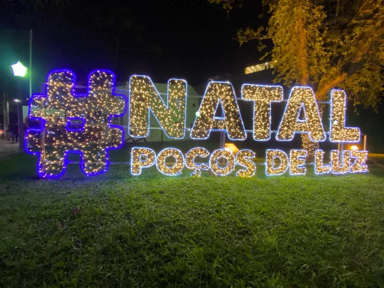 Veja como ficou a decoração de Natal em Poços de Caldas