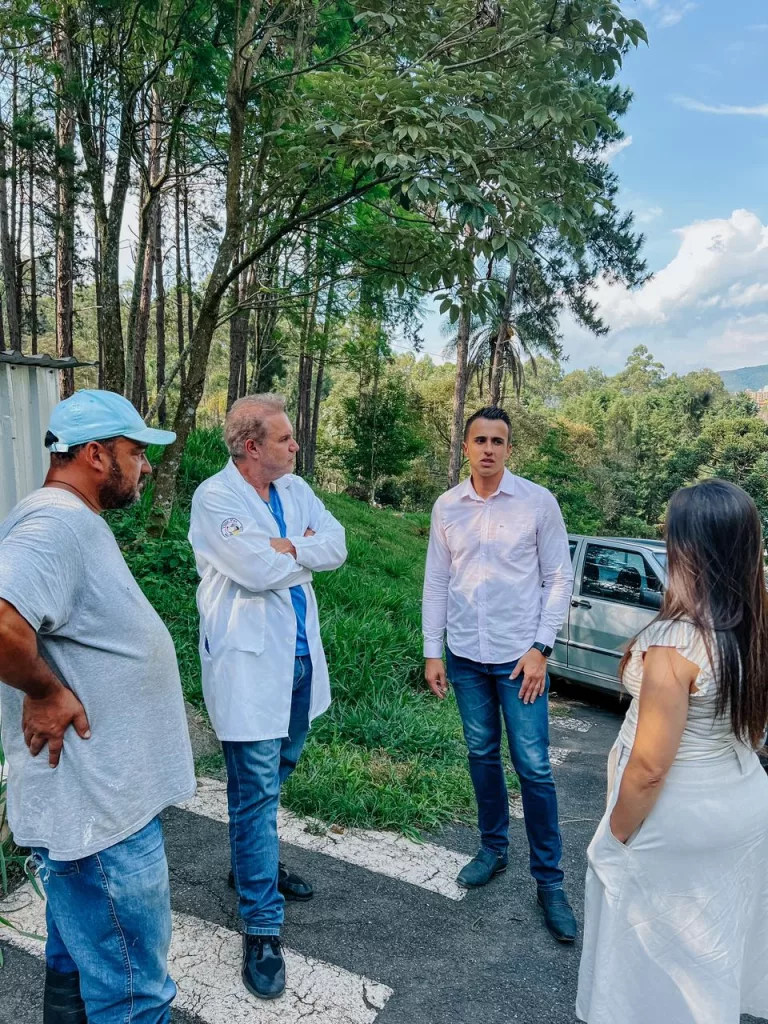 Presidente da Câmara confere as melhorias necessárias no Abrigo de Animais