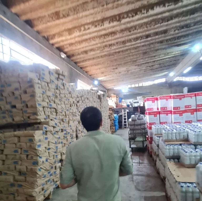 Vereador questiona a infraestrutura do almoxarifado municipal