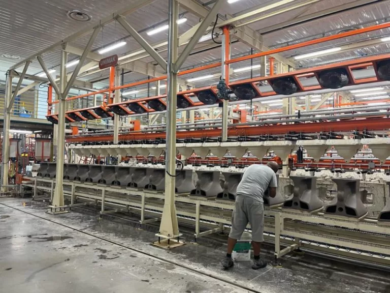 Docol inaugura fábrica em Poços e pretende criar cerca de 100 vagas de trabalho