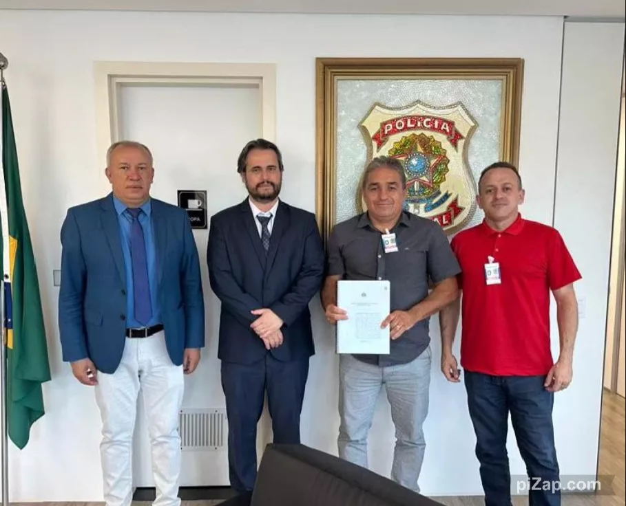 Vereadores entregam relatório preliminar da CPI da Saúde à Polícia Federal