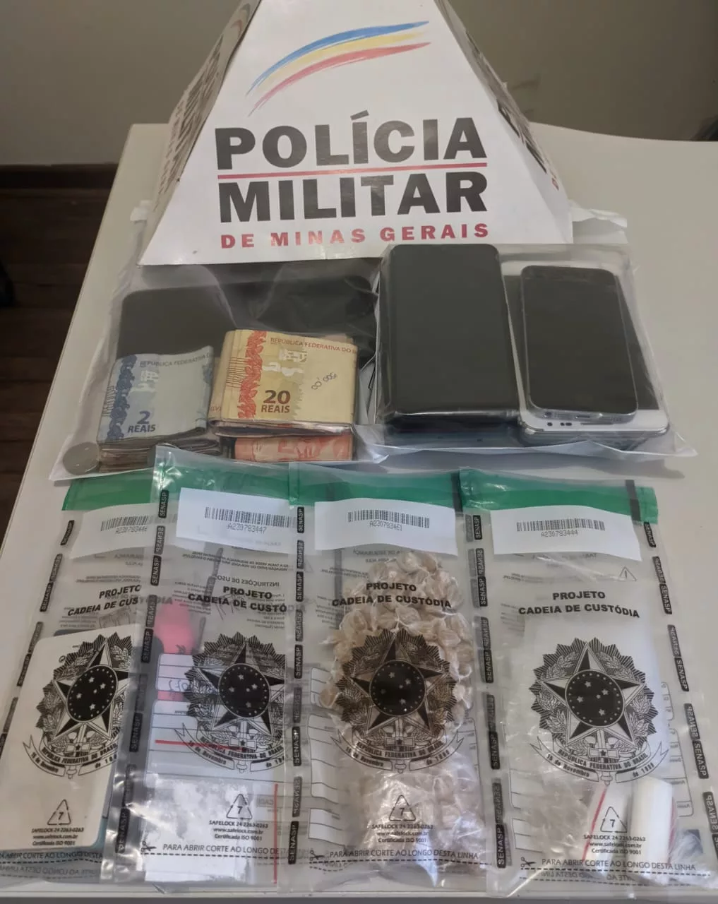 Operação no Santa Rita termina com três detidos