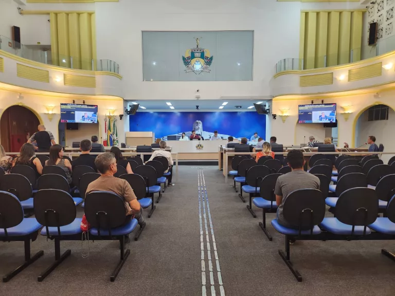 Câmara aprova proposta orçamentária de R$ 1,7 bi para 2024