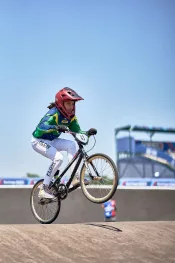 Jovem atleta poços-caldense conquista o pódio na Copa BMX no Chile