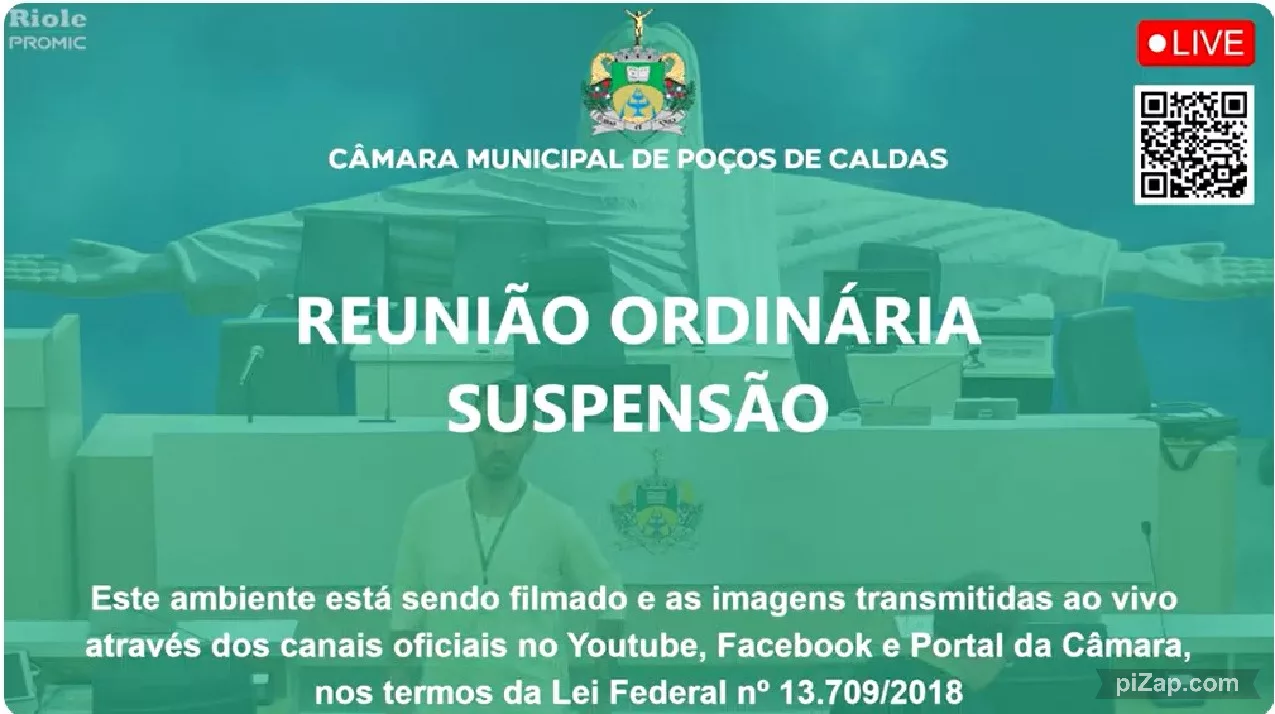 Deslizamento de uma pedra assusta vereadores durante reunião na Câmara