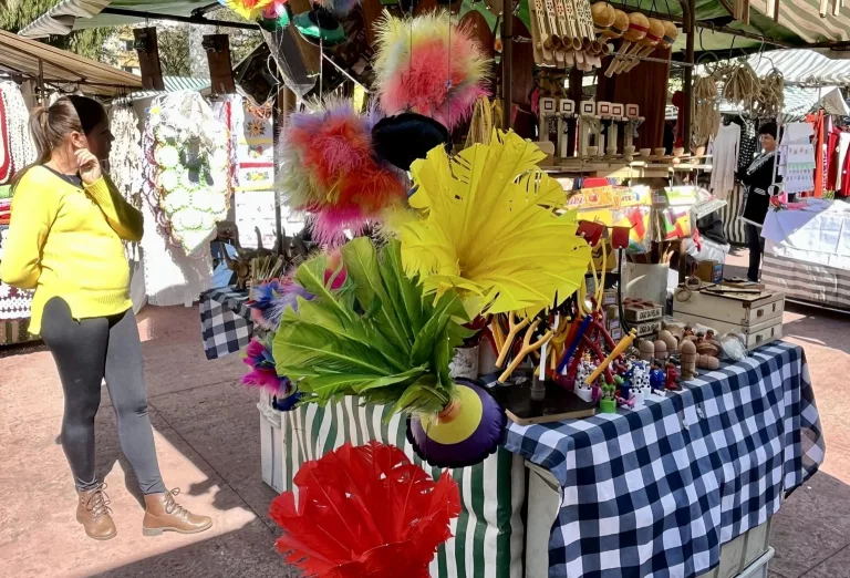 Feiras de artes e artesanato têm horário especial para o final de ano