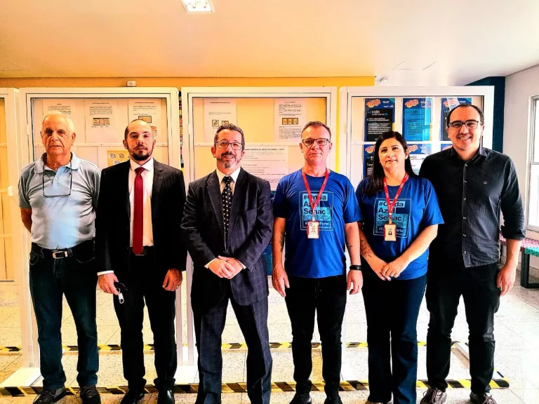 Clube Filatélico de Poços recebe votos de congratulações da Câmara Municipal