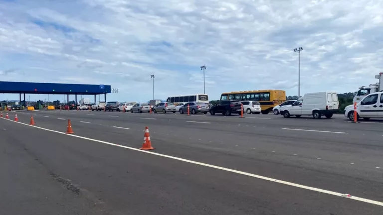 Rodovias da região têm aumento de tráfego nesta sexta-feira; confira os horários 