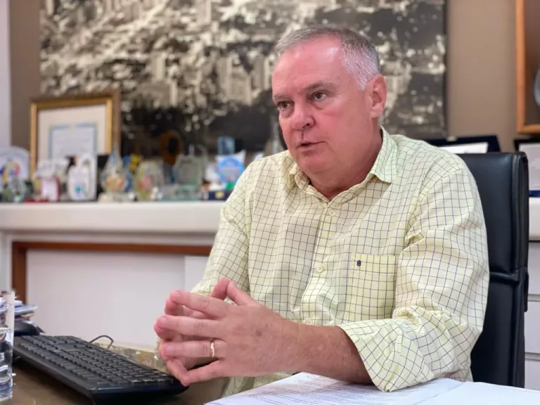 PROIBIÇÃO DAS CHARRETES | Prefeito anuncia que vai enviar projeto à Câmara em breve