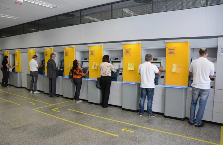 Brasil terá 12 feriados bancários sem expediente em agências em 2024