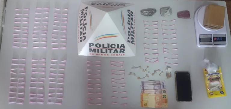 PM apreende cocaína, maconha e crack em Bandeira do Sul; rapaz de 21 anos é preso