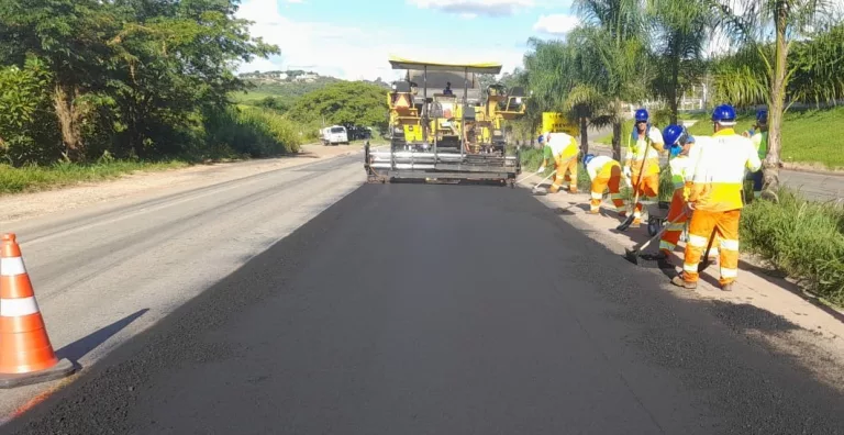 Confira as rodovias no sul de Minas que têm manutenção nos próximos dias