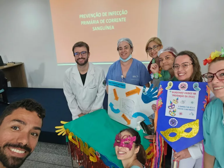 Hospital Poços de Caldas recebeu bloquinho de Carnaval