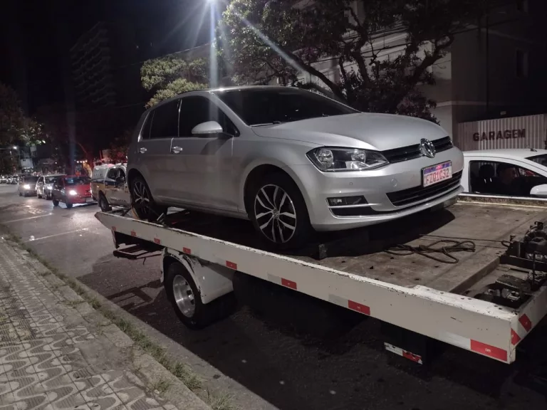 Veículo roubado no interior de São Paulo é recuperado em Poços