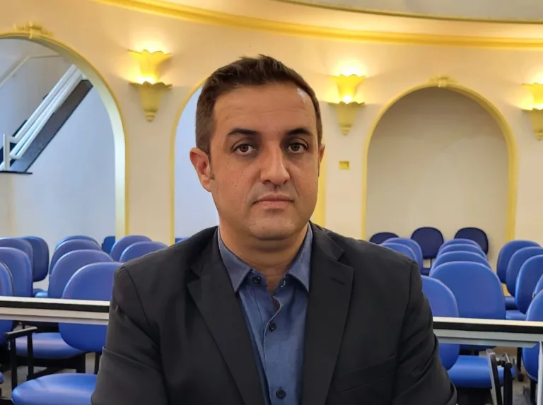 Projeto legislativo prevê multa às pessoas que fizerem uso de drogas em áreas públicas