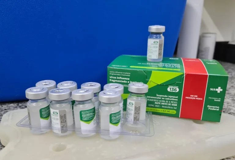 Campanha contra gripe pretende vacinar mais de 60 mil pessoas em Poços