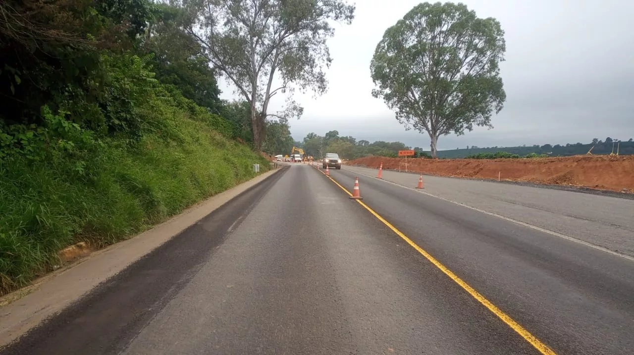 Confira as rodovias da região em obras e com operação pare e siga