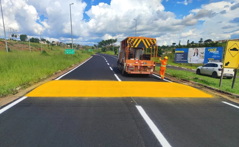 Rodovias de Muzambinho e região têm trechos em obras
