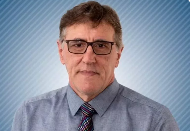 Amigos e colegas de trabalho se despedem de Pedro Bertozzi