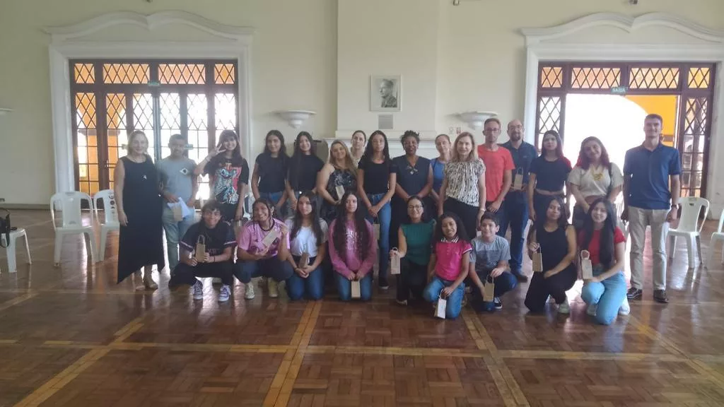Atelier Ziriguidum recebe os estudantes da Asmel neste sábado
