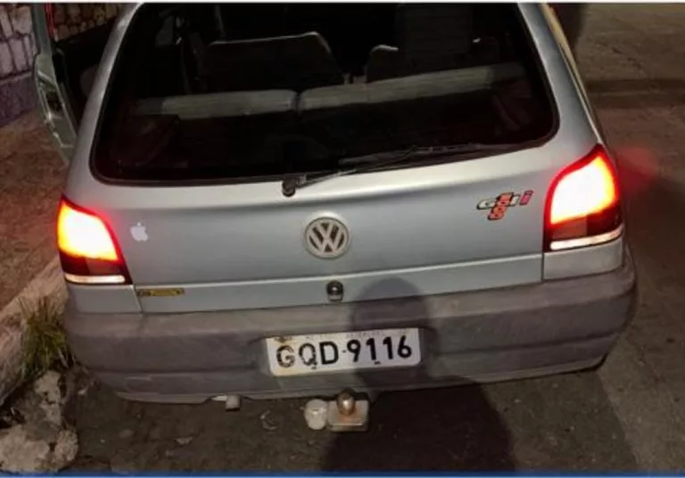 Polícia recupera veículo furtado e prende autor de receptação