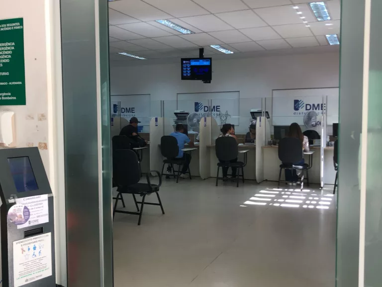 Pesquisa quer verificar satisfação dos consumidores de energia elétrica em Poços