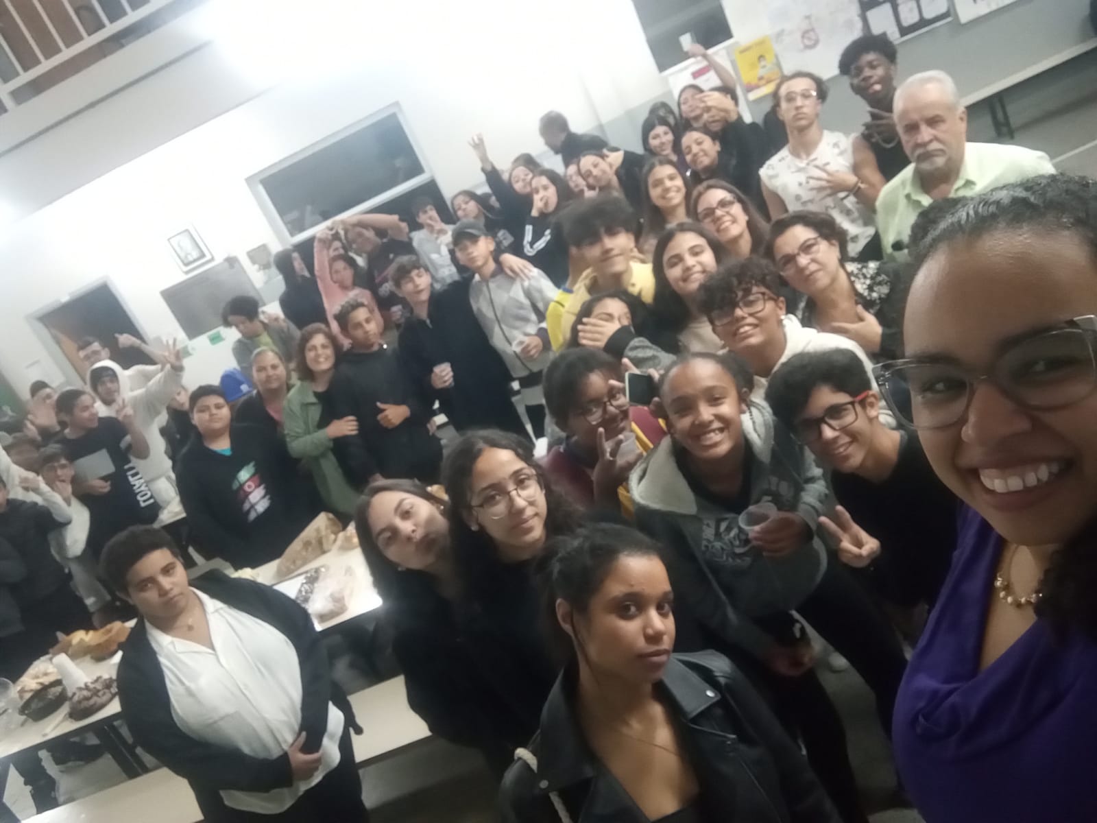 Professora que venceu a Olimpíada de Matemática fala da trajetória até a medalha de ouro