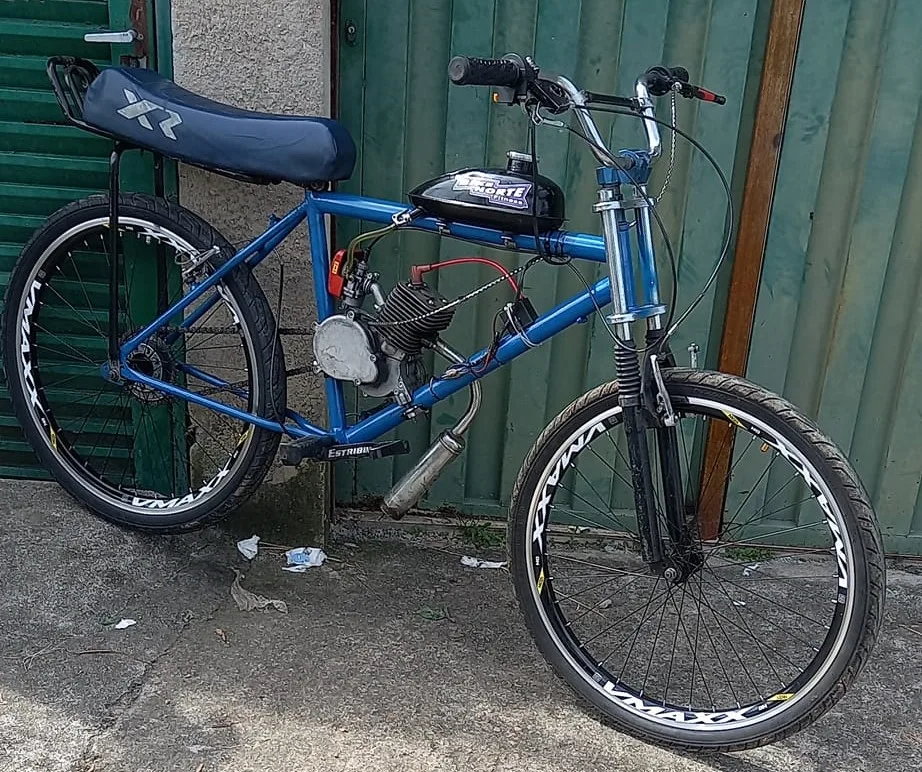 GCM apreende menor em bicicleta motorizada durante remoção de veículo abandonado