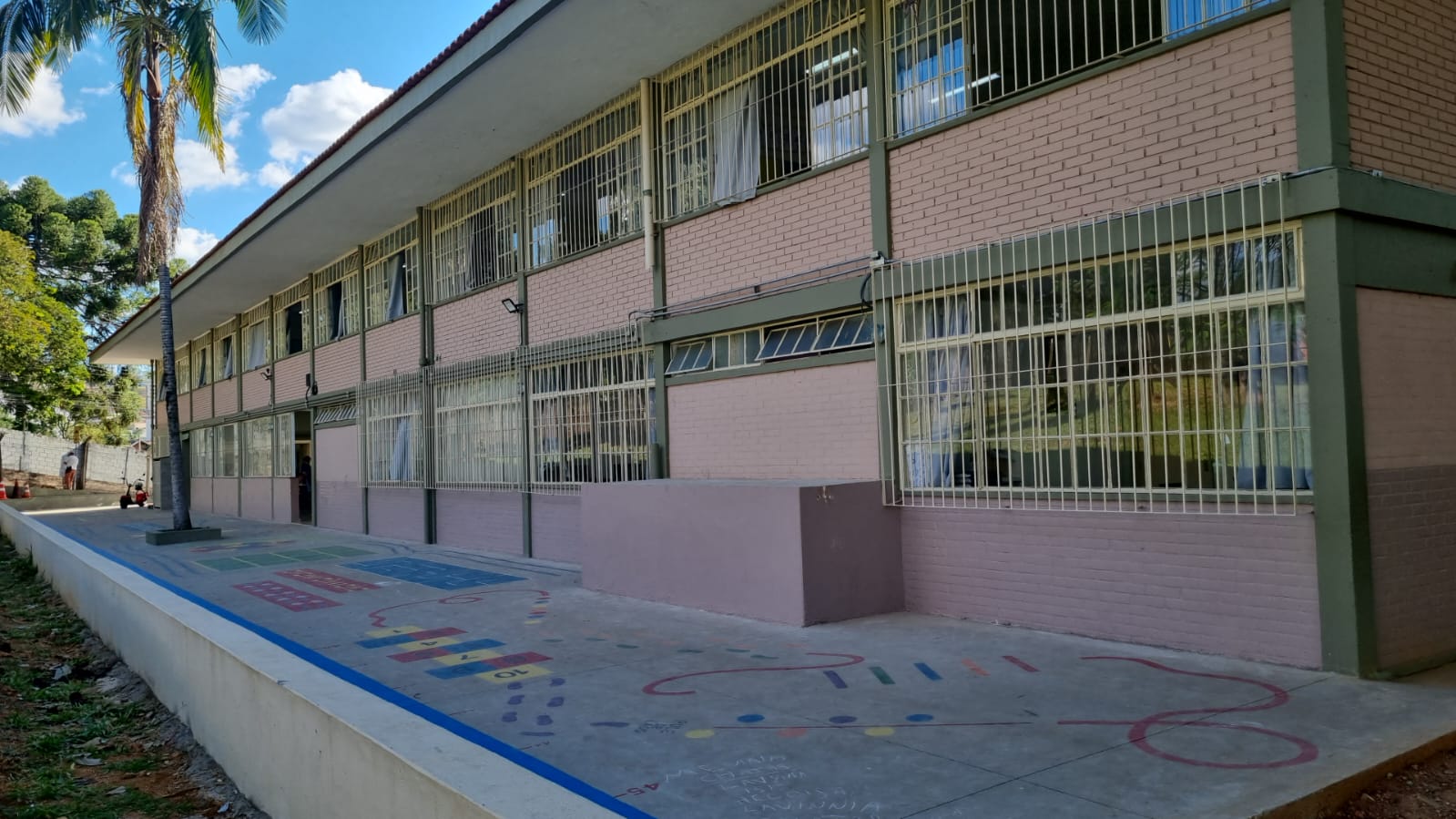Volta às aulas na rede municipal: confira data e informações sobre o kit escolar