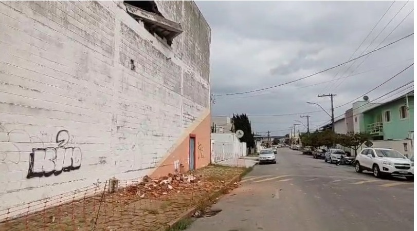 Incidente em obra na zona oeste preocupa moradores