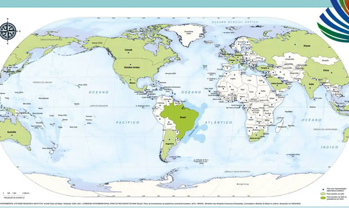 mapa-mundi brasil no centro