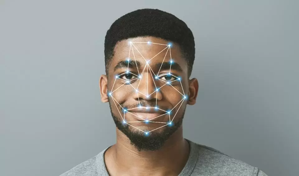 Sete em cada dez bancos adotam biometria facial