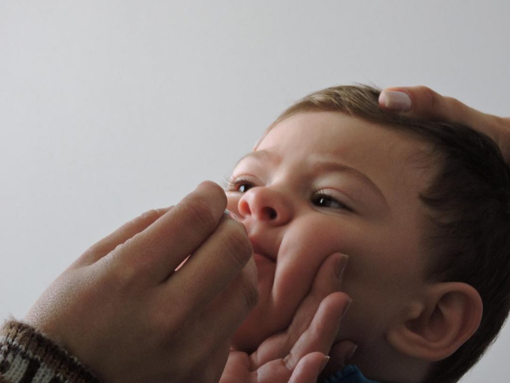 Poços inicia a campanha de vacinação contra poliomielite