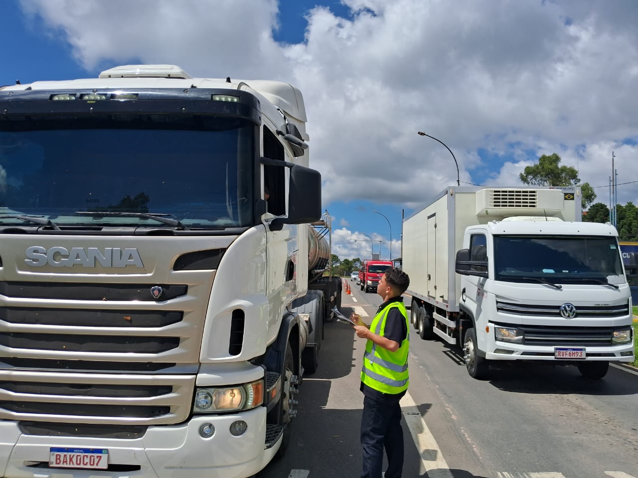 Rodovia de Andradas recebe ação educativa de trânsito nesta quarta-feira