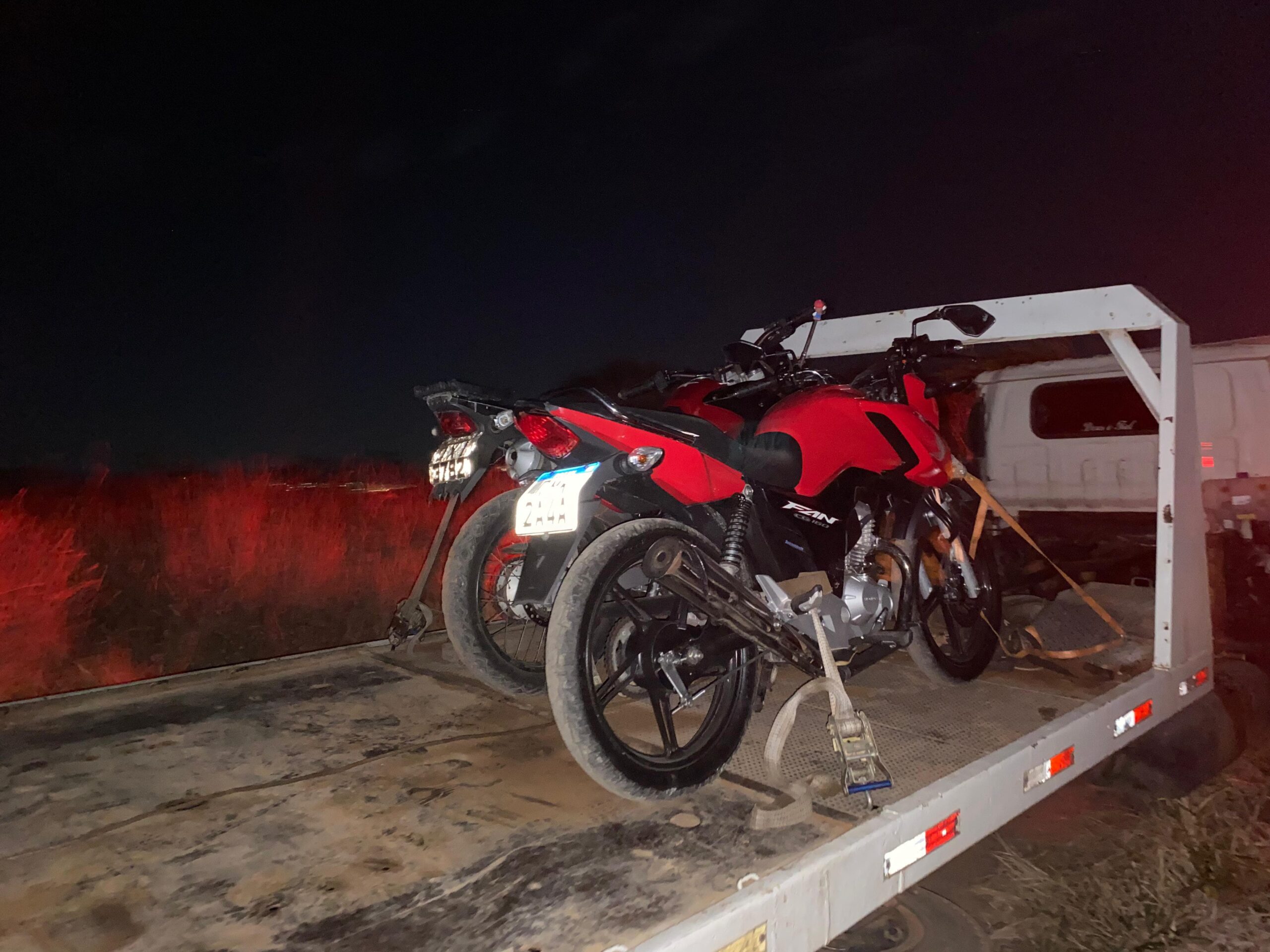 PM apreende motos com sinais de adulteração durante busca por suspeitos