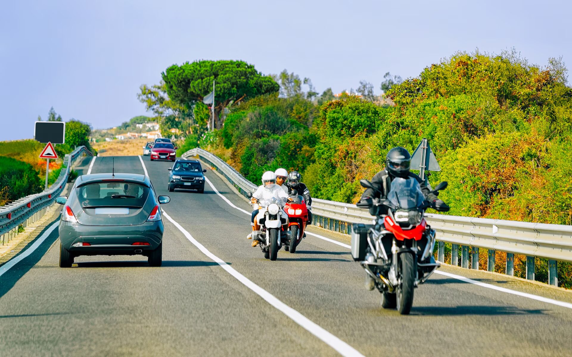 Confira os carros e motos mais buscados no mês de maio no Brasil