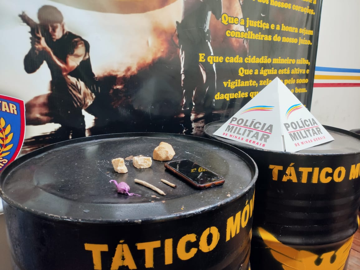 PM flagra tráfico de drogas no Vila Togni