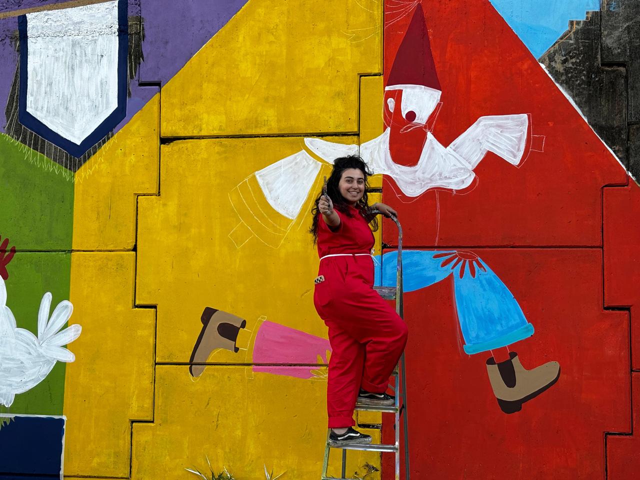 Arte-intervenção de Lo Firmino homenageia a Folia de Reis