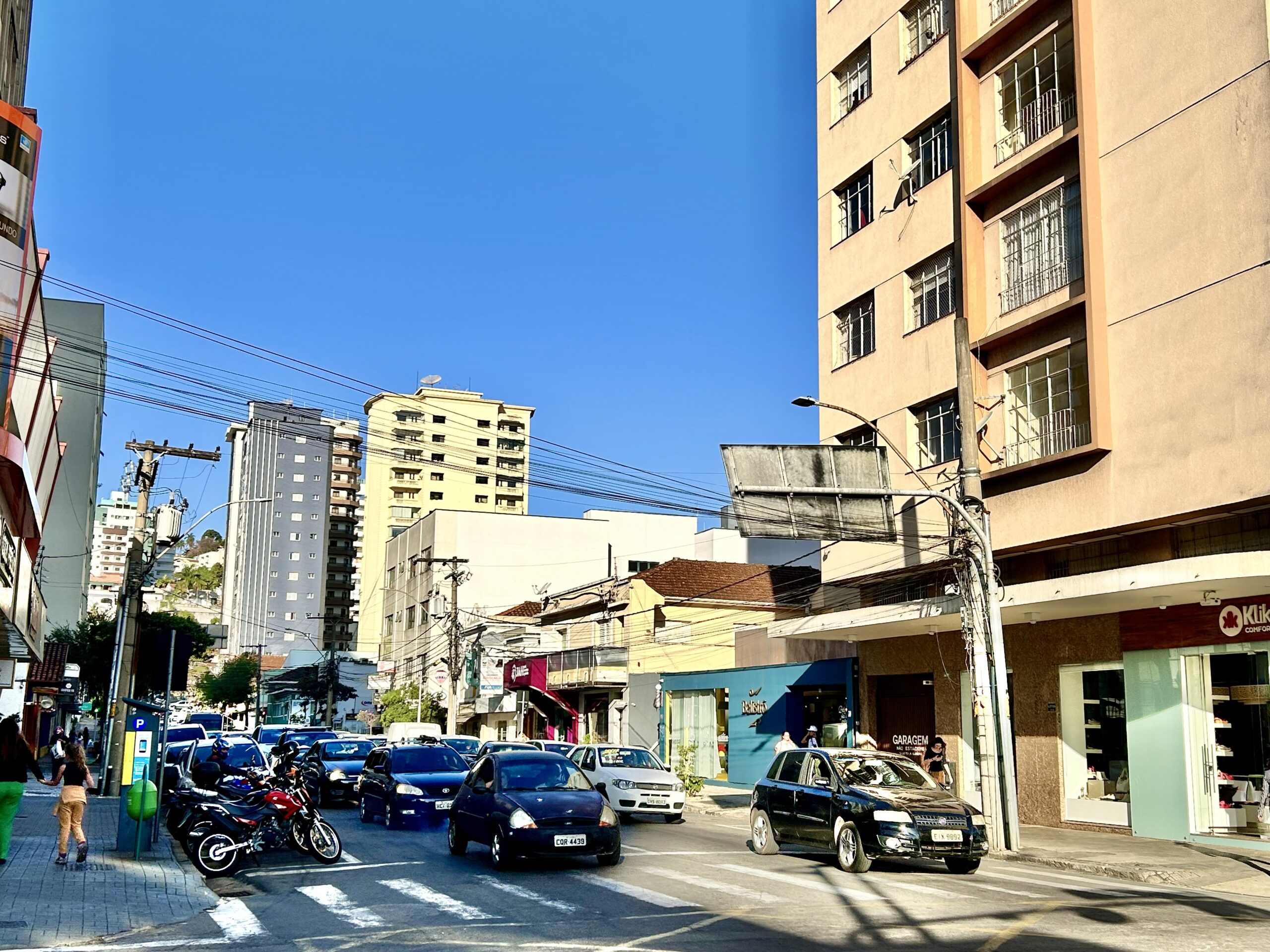 Rua Prefeito Chagas fica interditada em meia pista nesta terça-feira