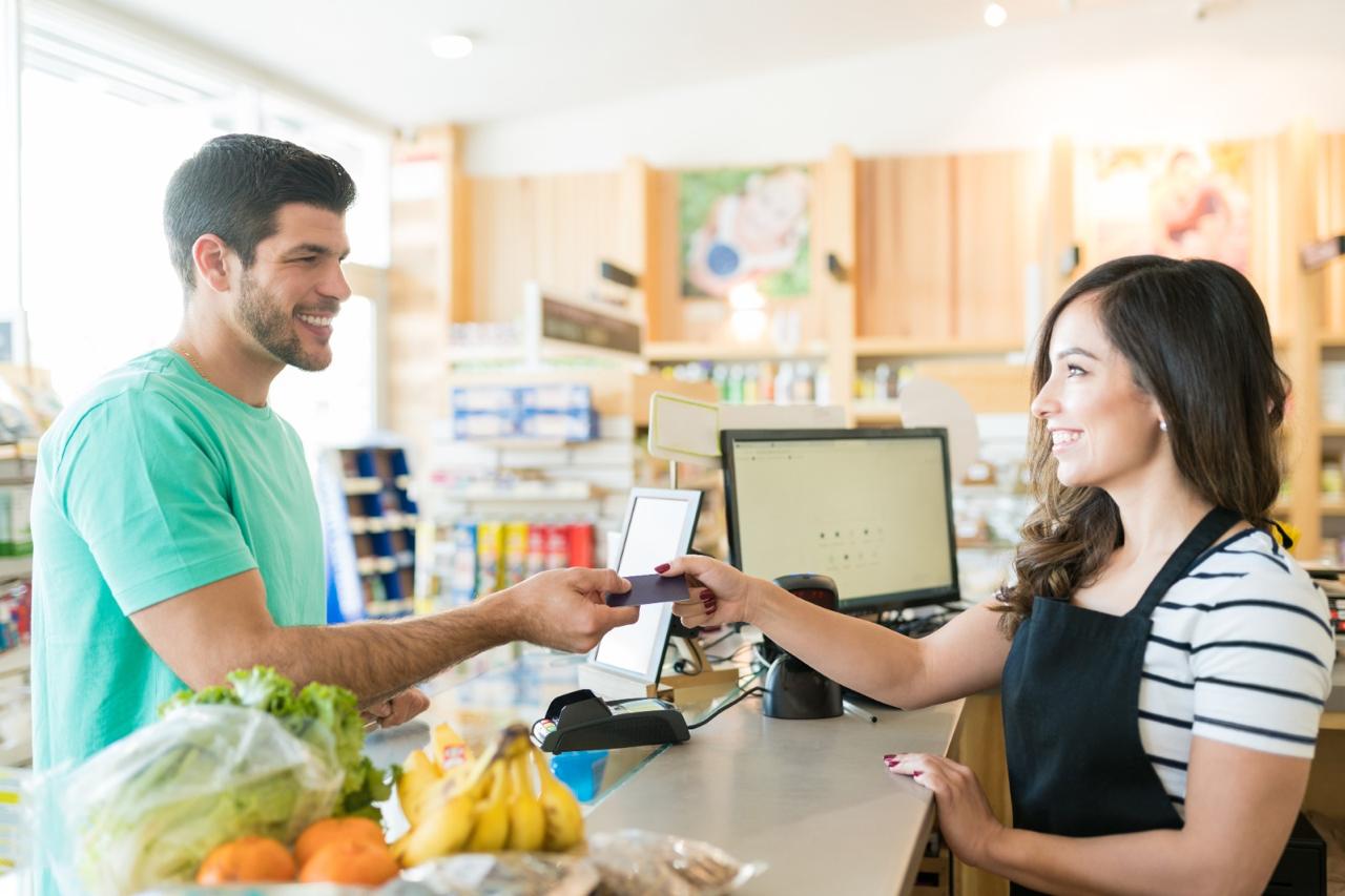 Mais de 60% dos comerciantes mineiros esperam segundo semestre de boas vendas