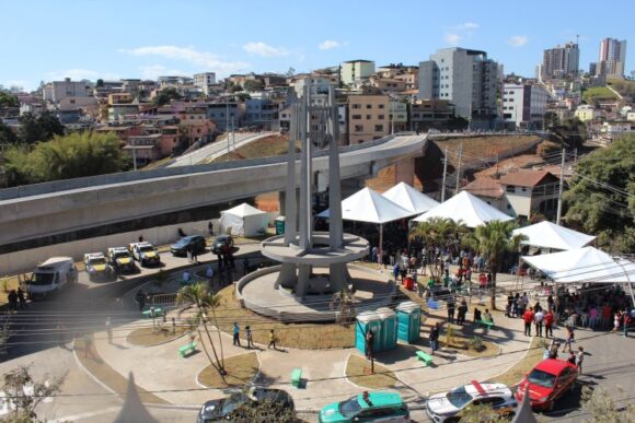 Lafaiete inaugura viaduto - coluna mg