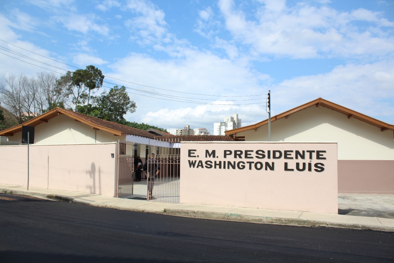 Escola Washington Luiz é invadida e furtada