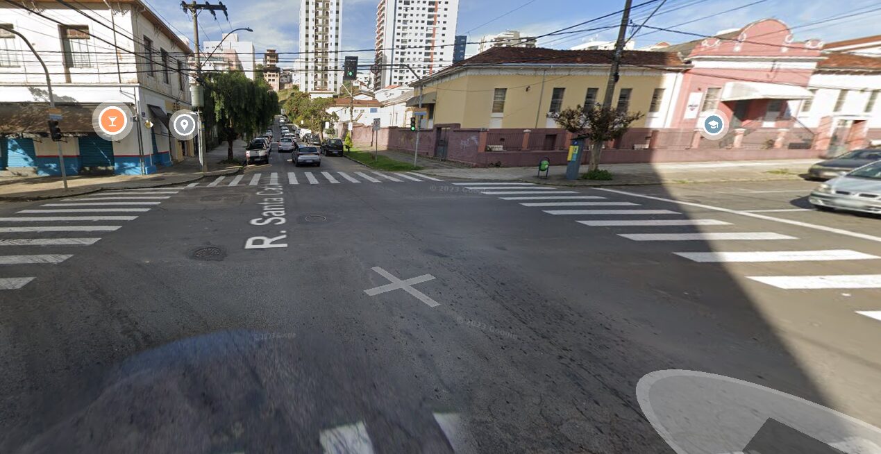 Esquina das ruas Santa Catarina com XV de Novembro tem trânsito interditado nesta quarta-feira