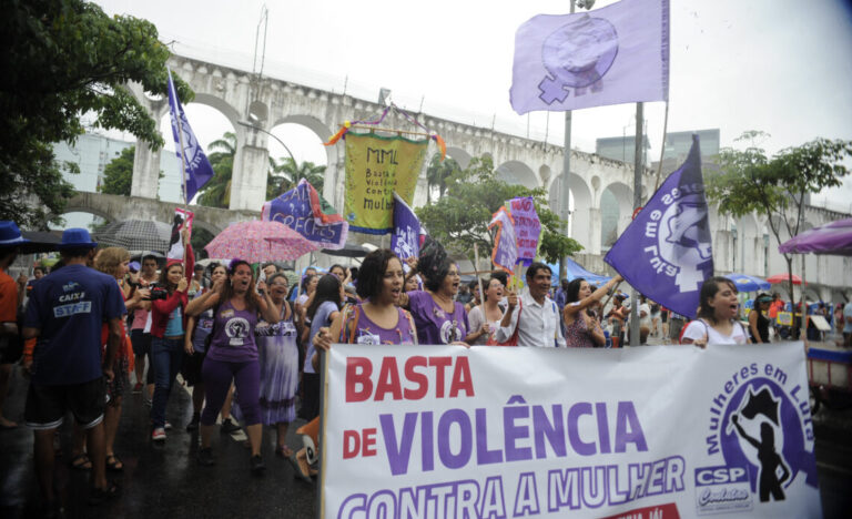 Cerca de 400 mil medidas protetivas para mulher são expedidas por ano