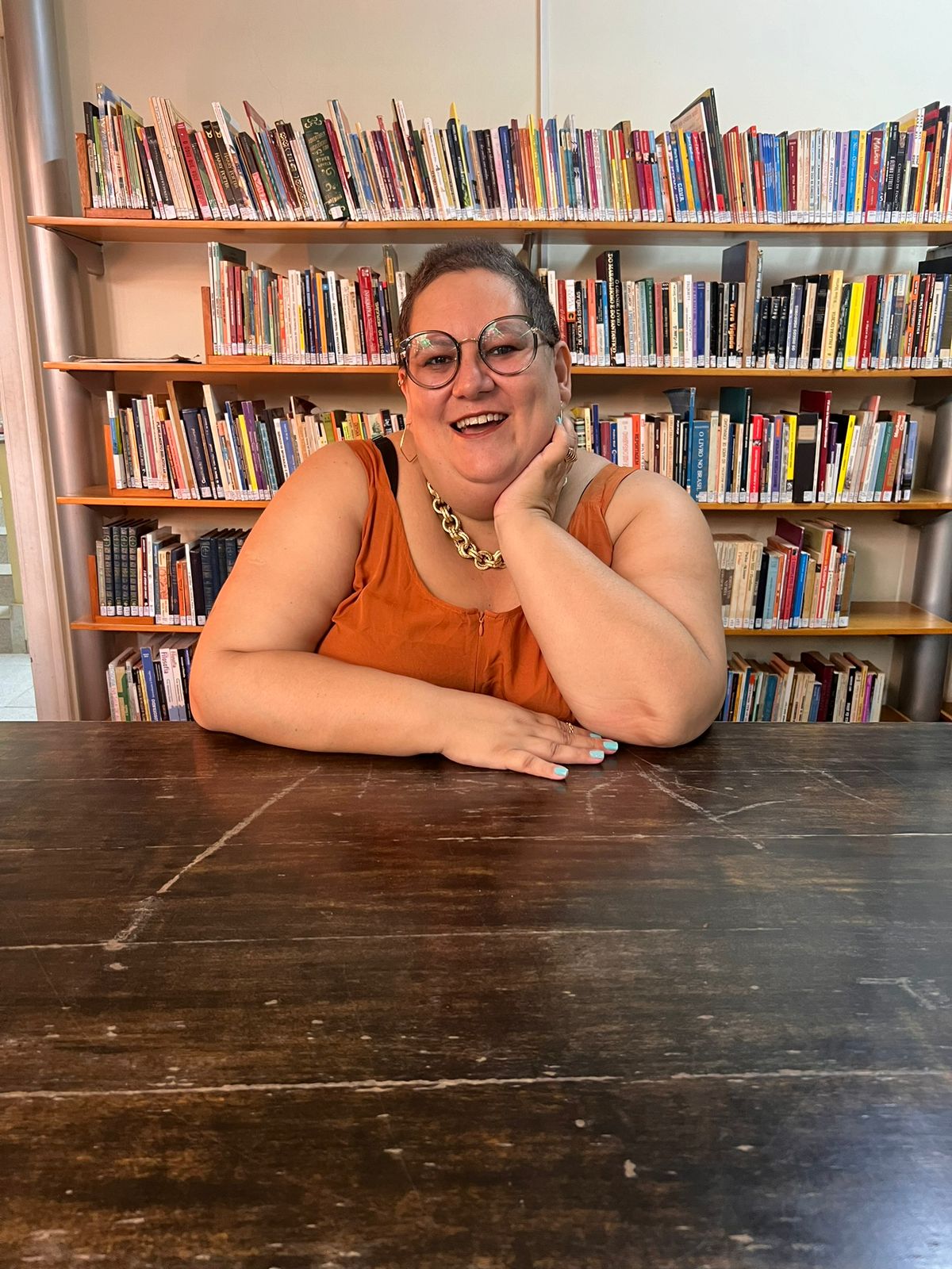 Escritora de Poços participa como autora da Bienal do Livro de São Paulo