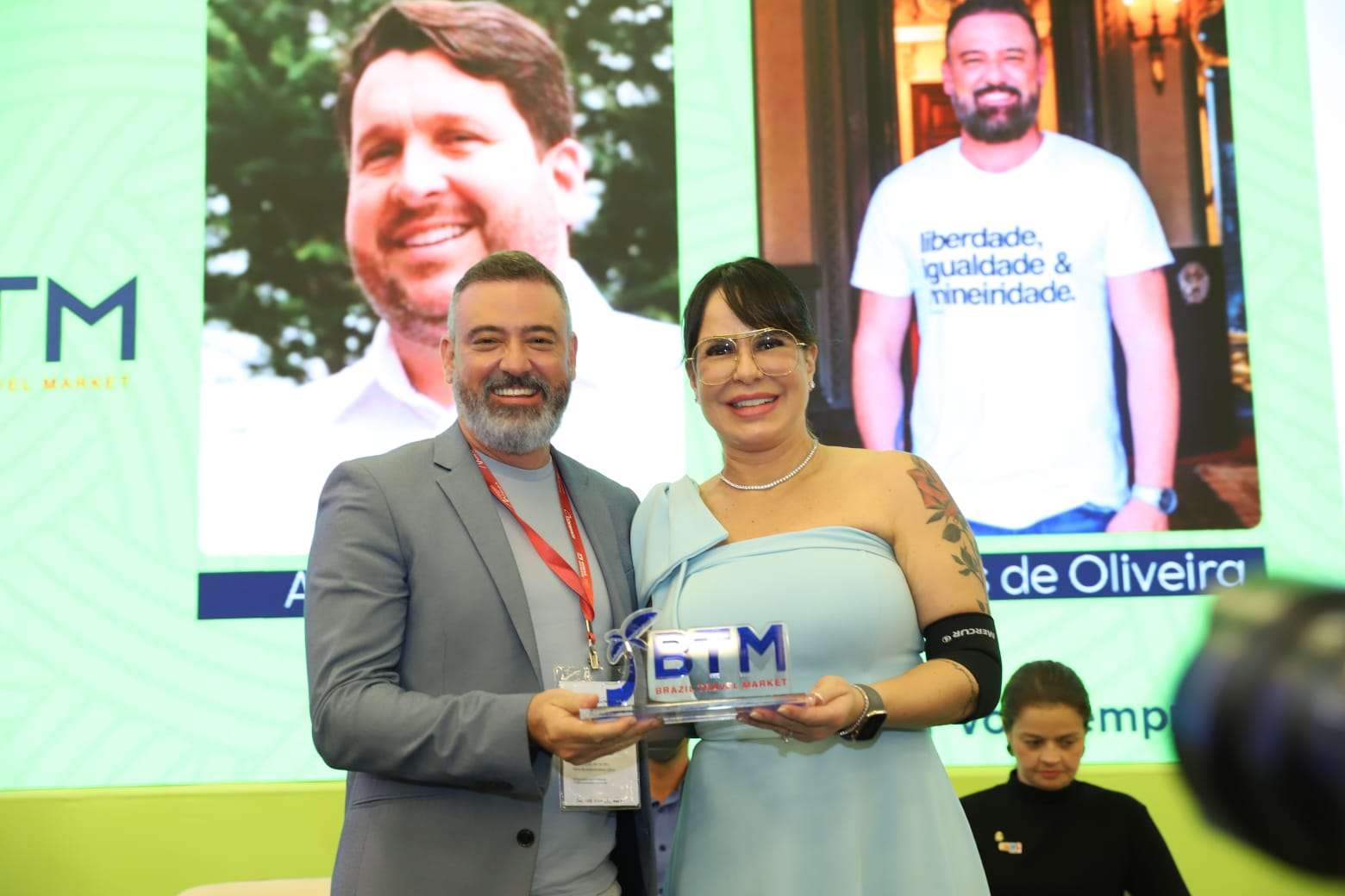 Leônidas Oliveira recebe Troféu BTM por excelência na gestão do turismo