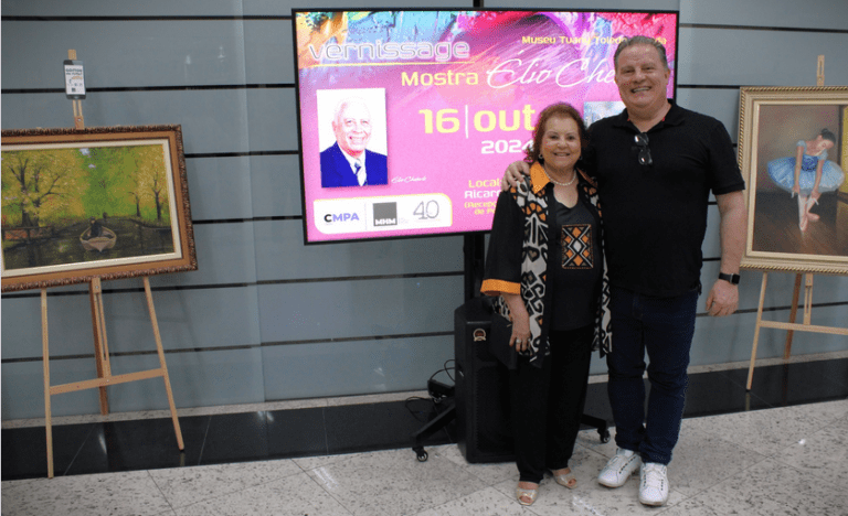 Exposição em memória do poços-caldense Élio Cheberle segue na Câmara de Pouso Alegre