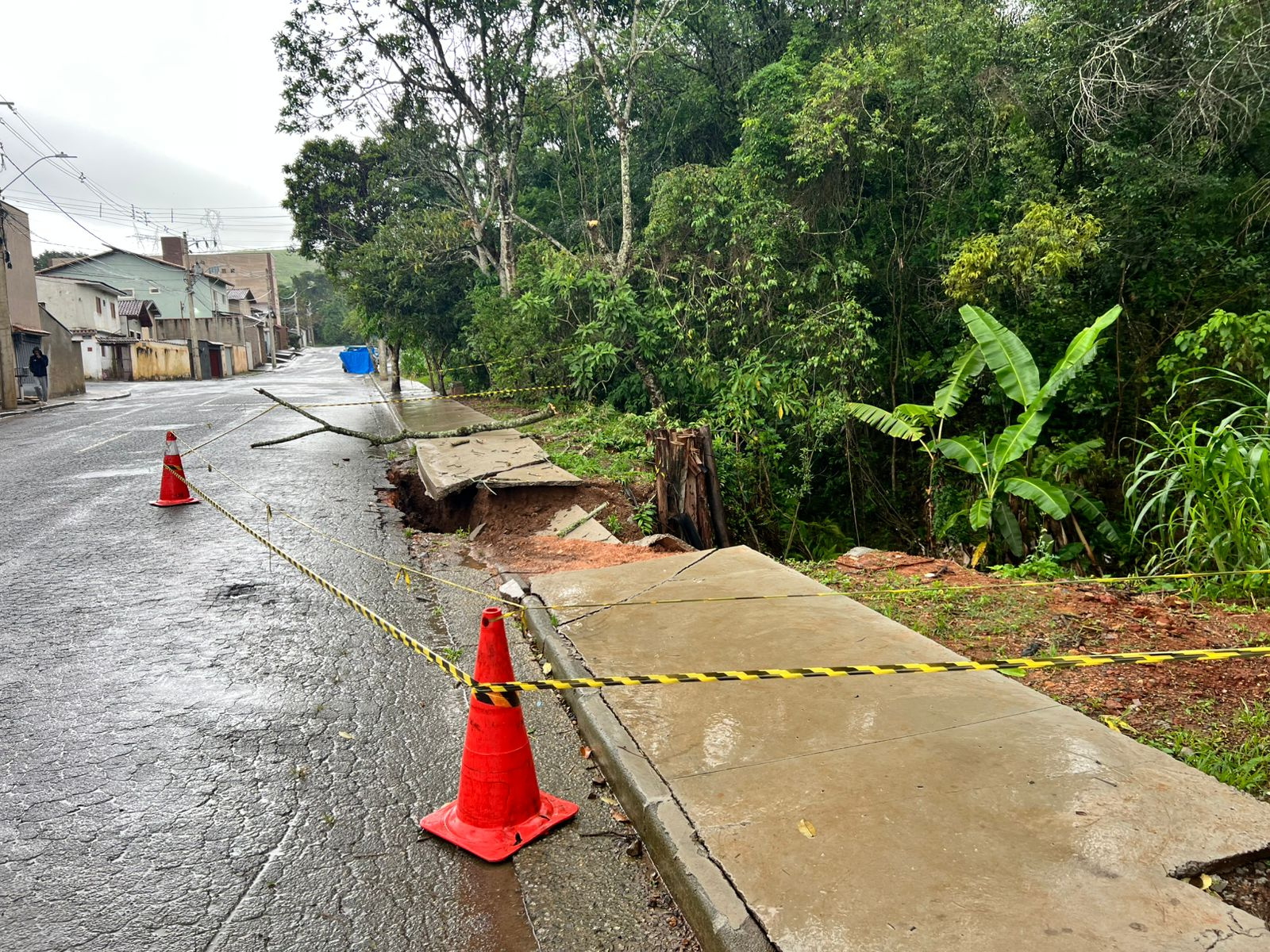 Chuvas intensas colocam Poços de Caldas em alerta
