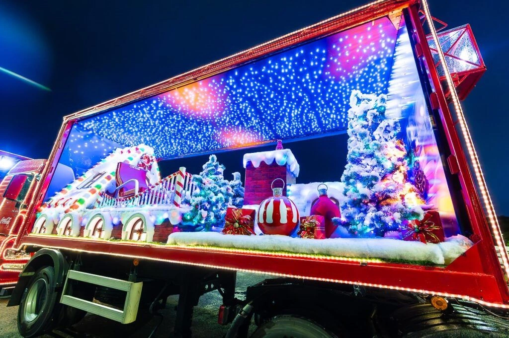 Caravana de Natal da Coca-Cola estará em Poços dia 18 de dezembro